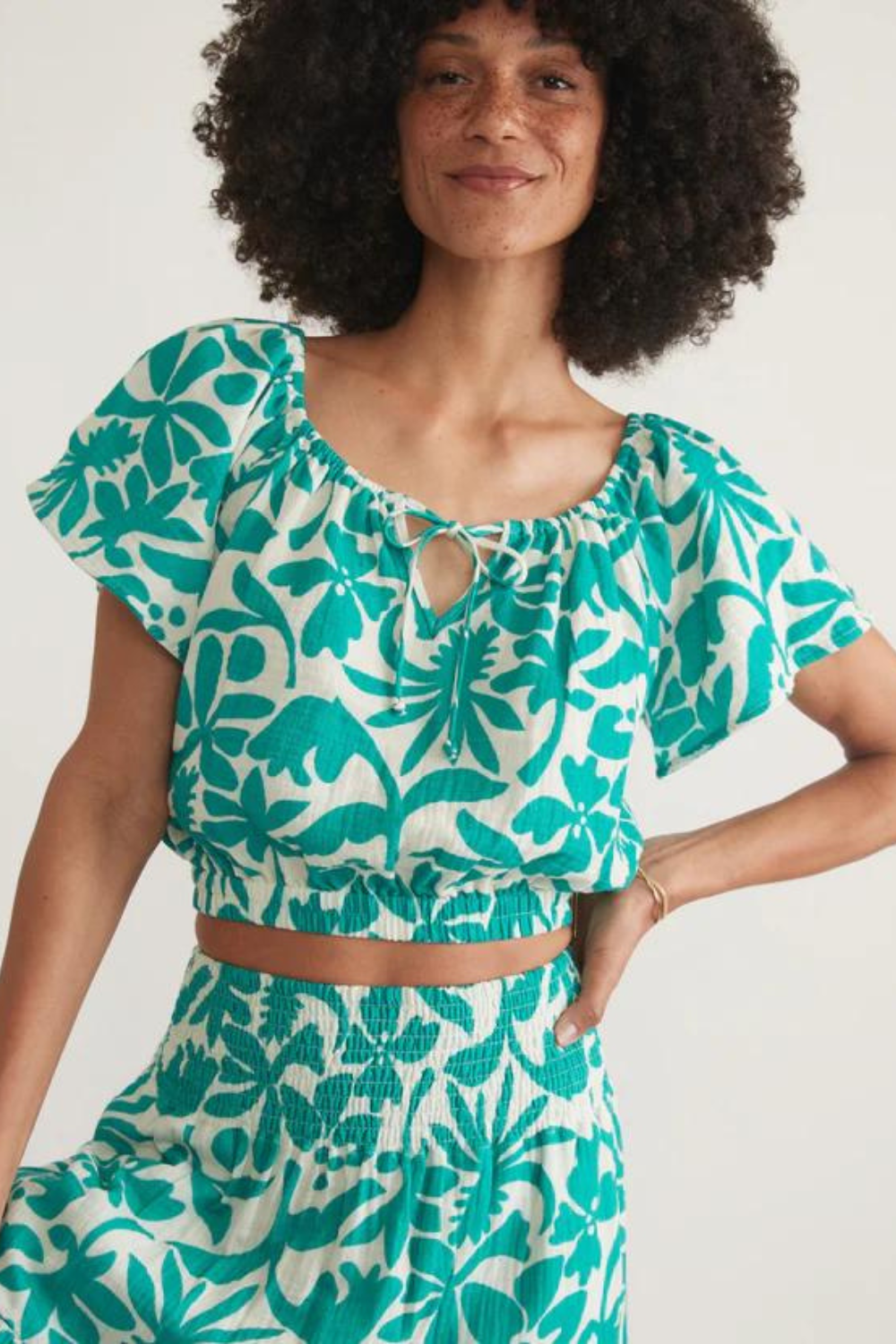 Marine Layer Tiana Cropped Blouse - Spruce Flora