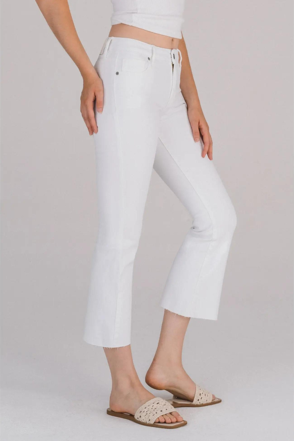 Hidden Happi Cropped Flare Jeans - White