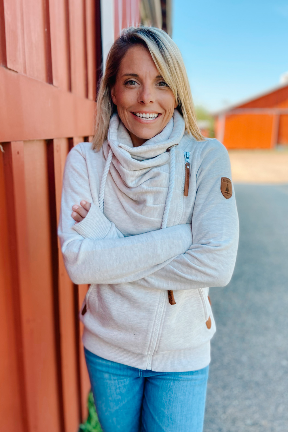 Wanakome Hestia Zip Cowl Neck Sweatshirt - Heather Oatmeal - The Cottage