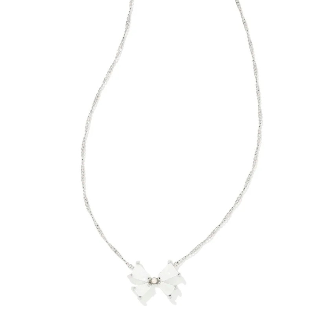 Kendra Scott Blair Bow Pendant Necklace - Silver - Iridescent Drusy