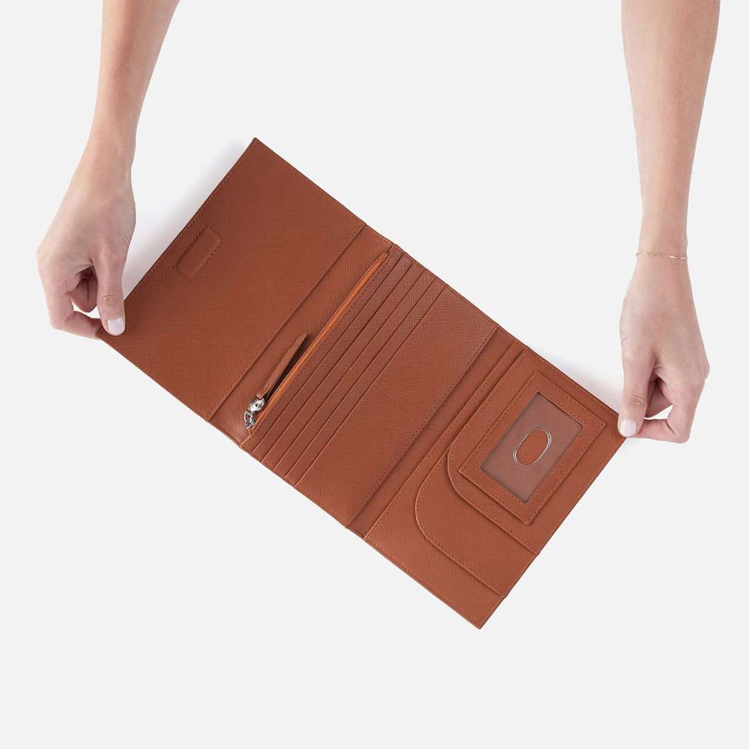 Hobo Essential Wallet Crossbody Soft Saffiano - Lion