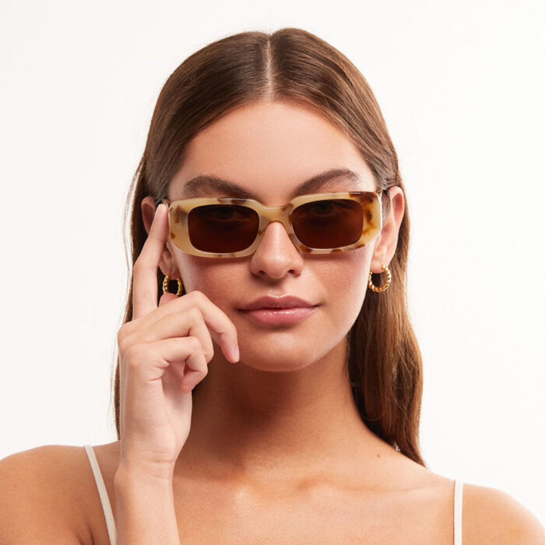 Z Supply Off Duty Sunglasses - Blonde Tort Gradient