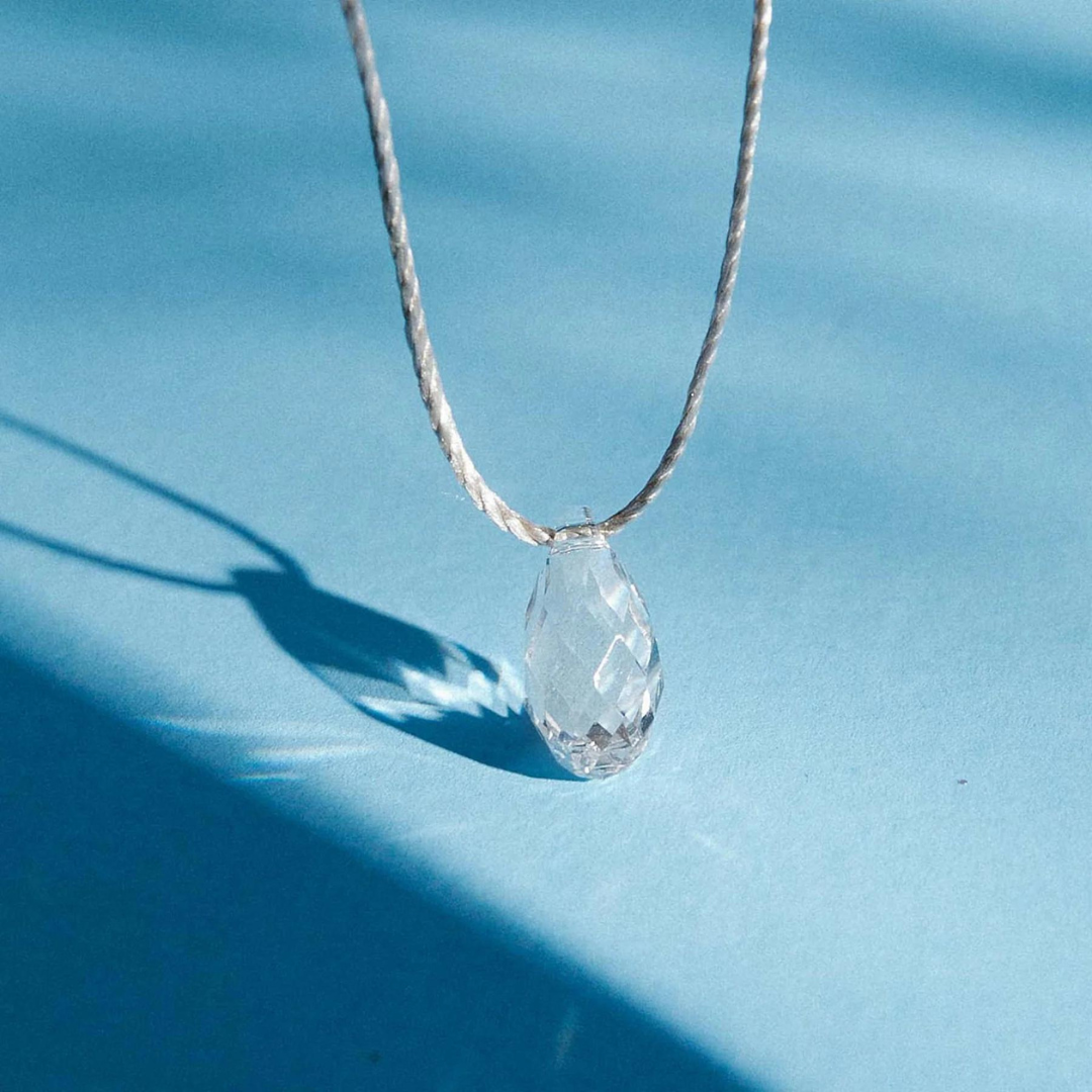 &Livy Silver Shade Hyevibe Crystal Necklace