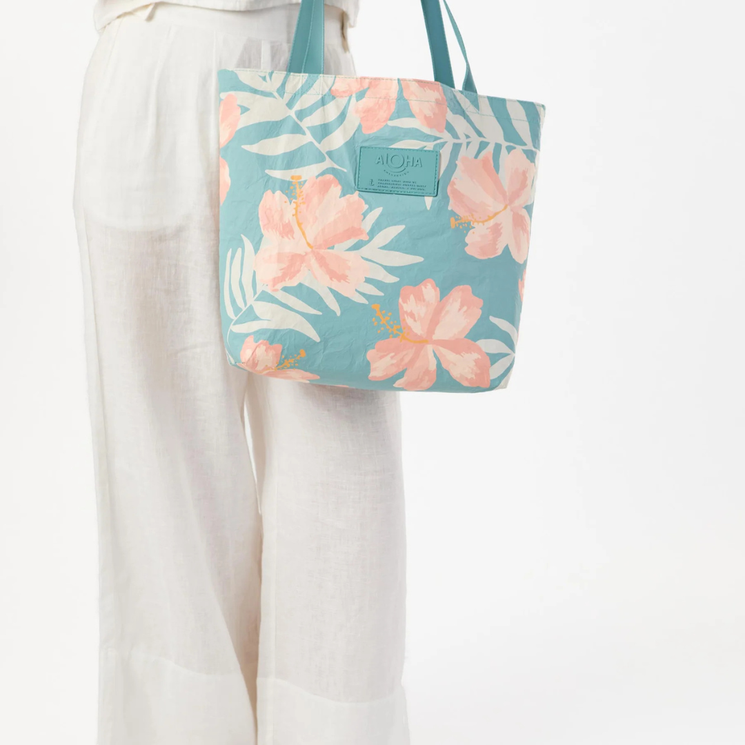 Aloha Adrift Reversible Tote - Pink Salt/Tide