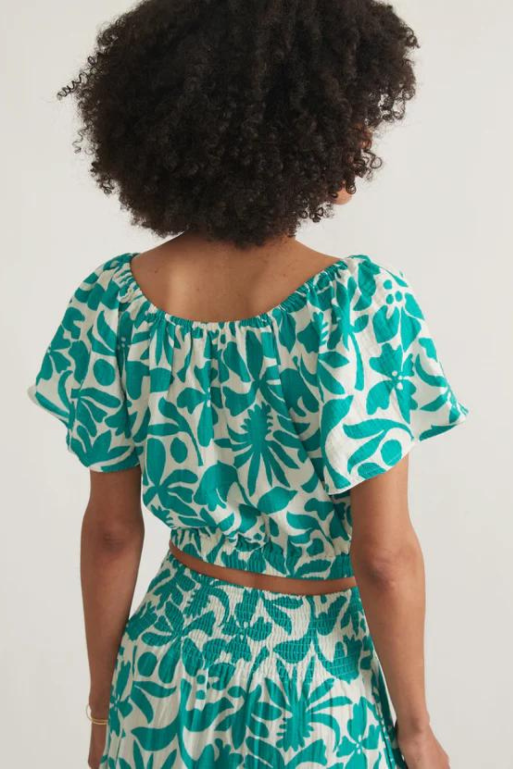 Marine Layer Tiana Cropped Blouse - Spruce Flora - The Cottage