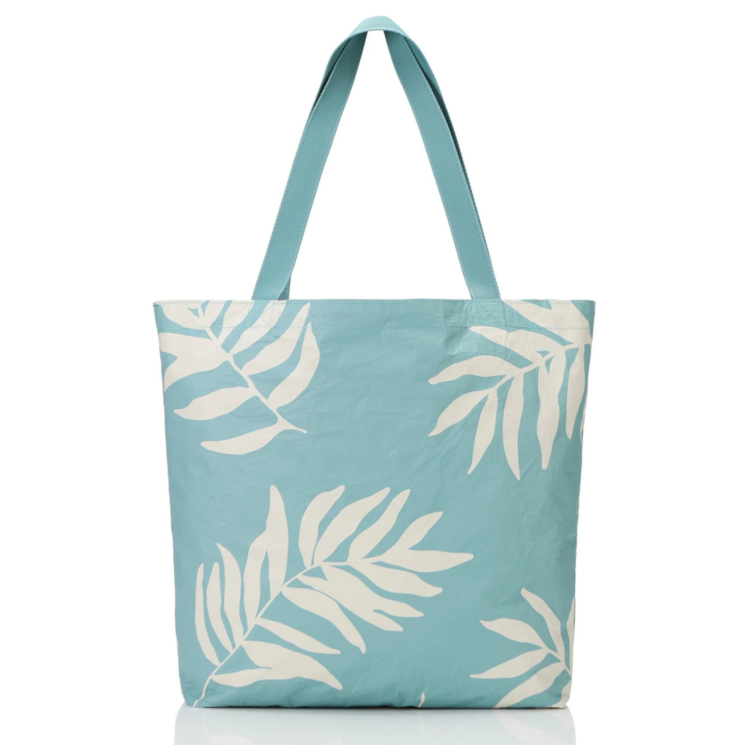 Aloha Adrift Reversible Tote - Pink Salt/Tide