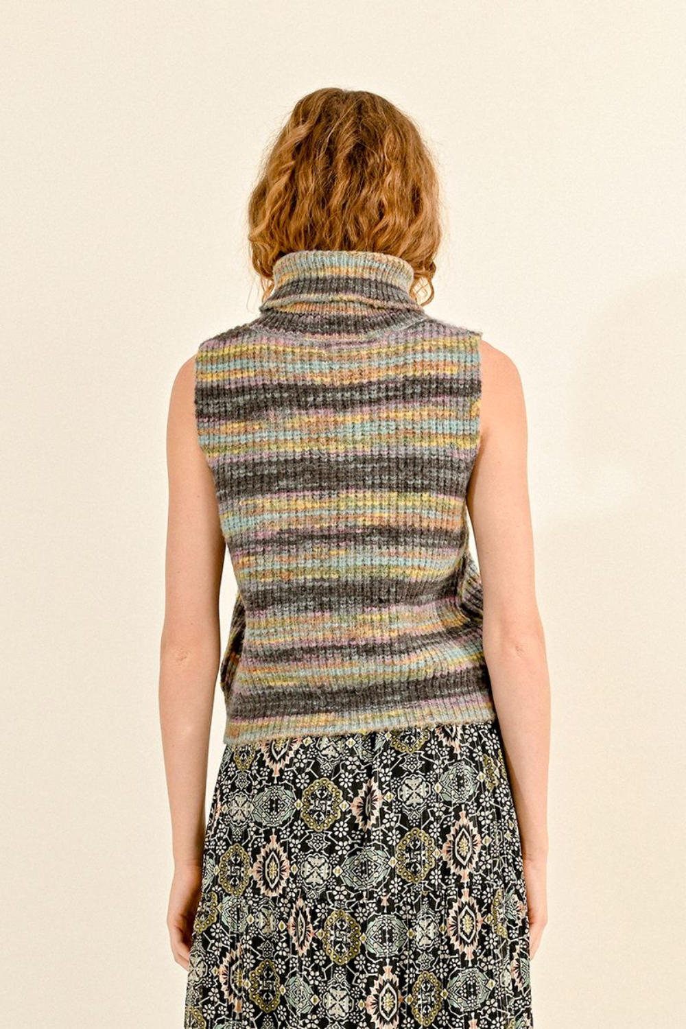 Molly Bracken Knitted Sleeveless Sweater - Grey