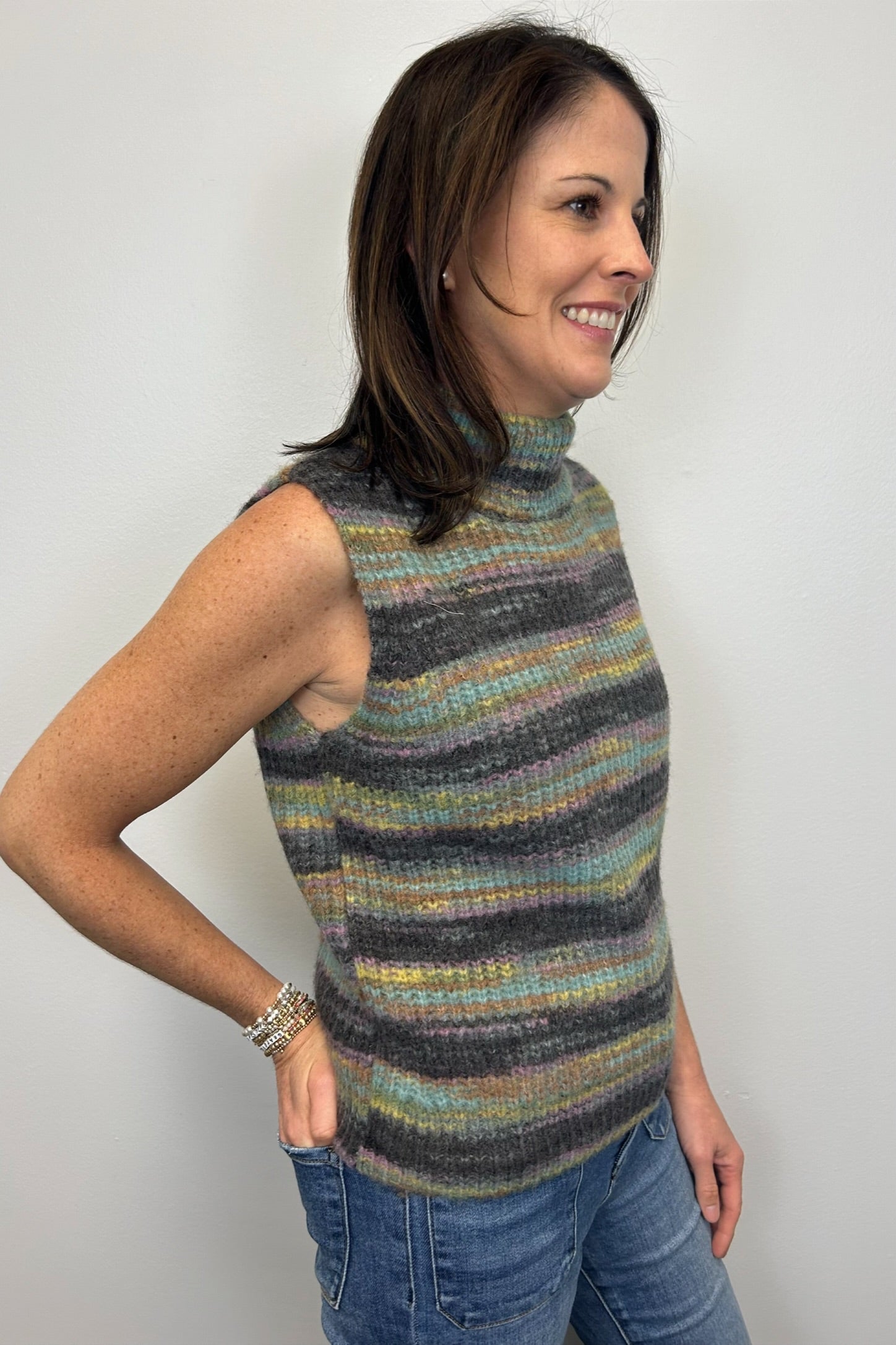 Molly Bracken Knitted Sleeveless Sweater - Grey