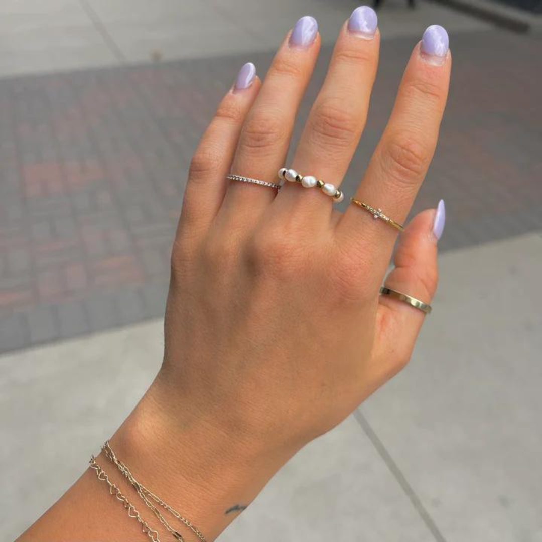Nikki Smith Percy Pearl Elastic Ring - Gold