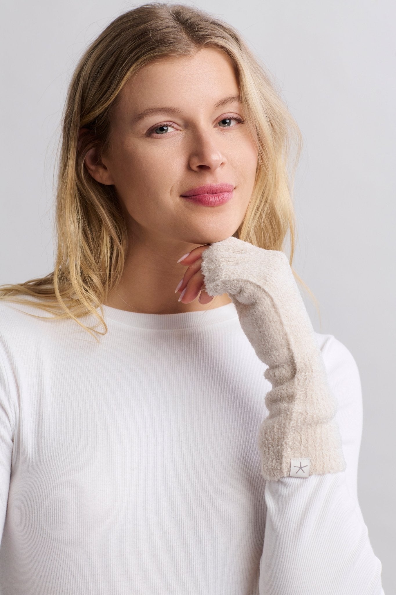 Barefoot Dreams CozyChic Lite Fingerless Gloves Stone - Barefoot Dreams