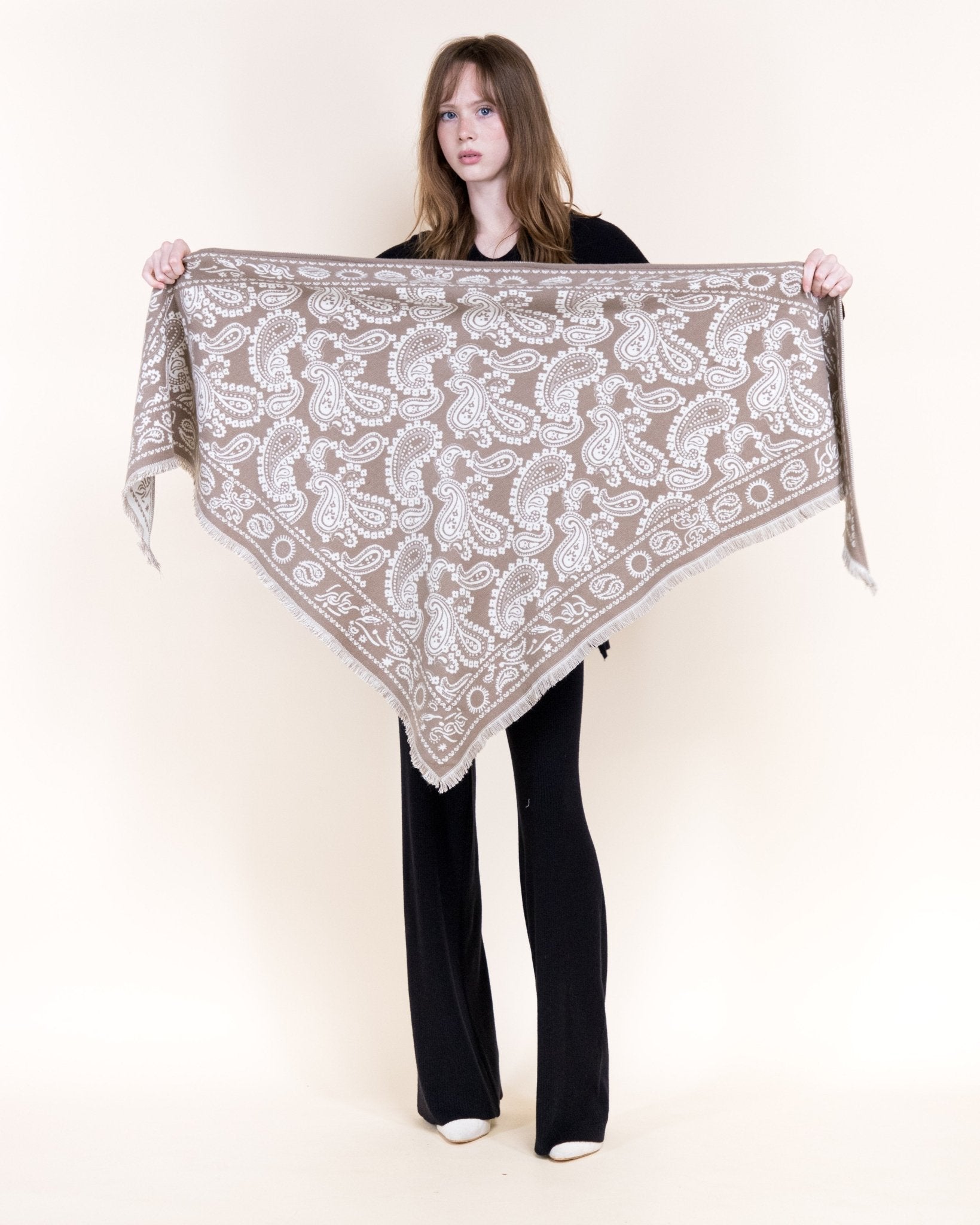 Bohemian Paisley Triangle Scarf - Very Moda