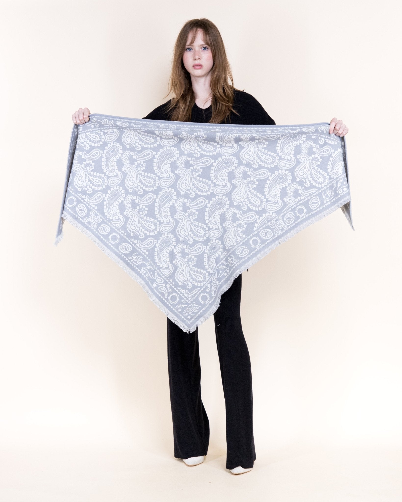Bohemian Paisley Triangle Scarf - Very Moda