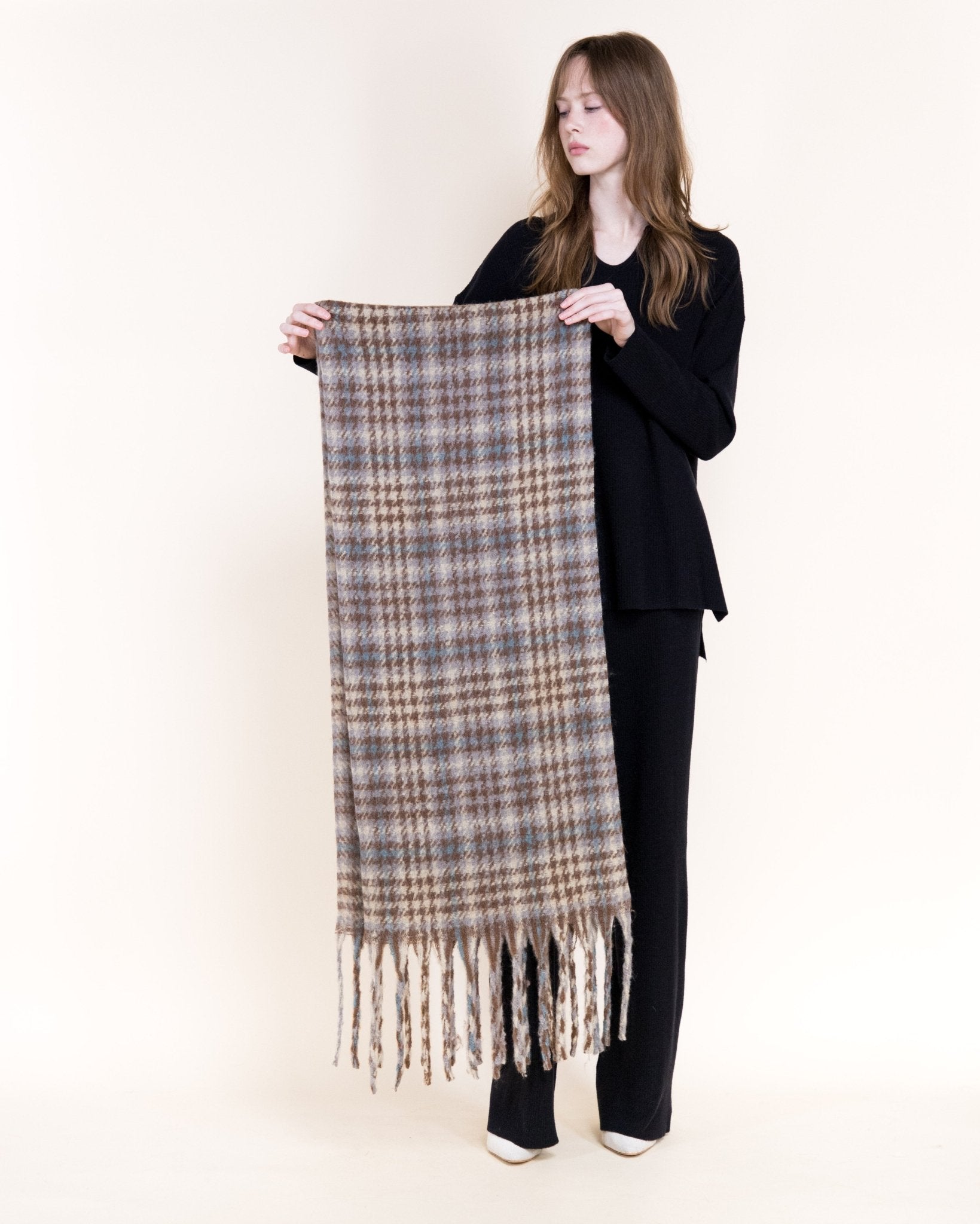 Brushed Houndstooth Scarf - Very Moda