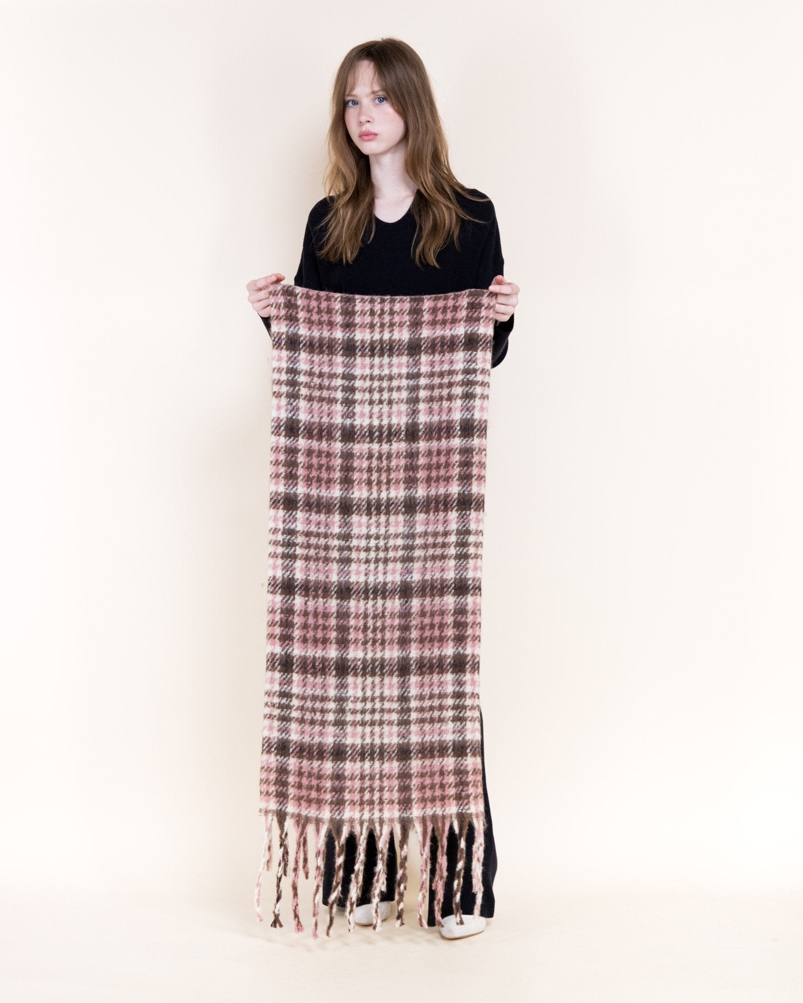Brushed Houndstooth Scarf - Very Moda