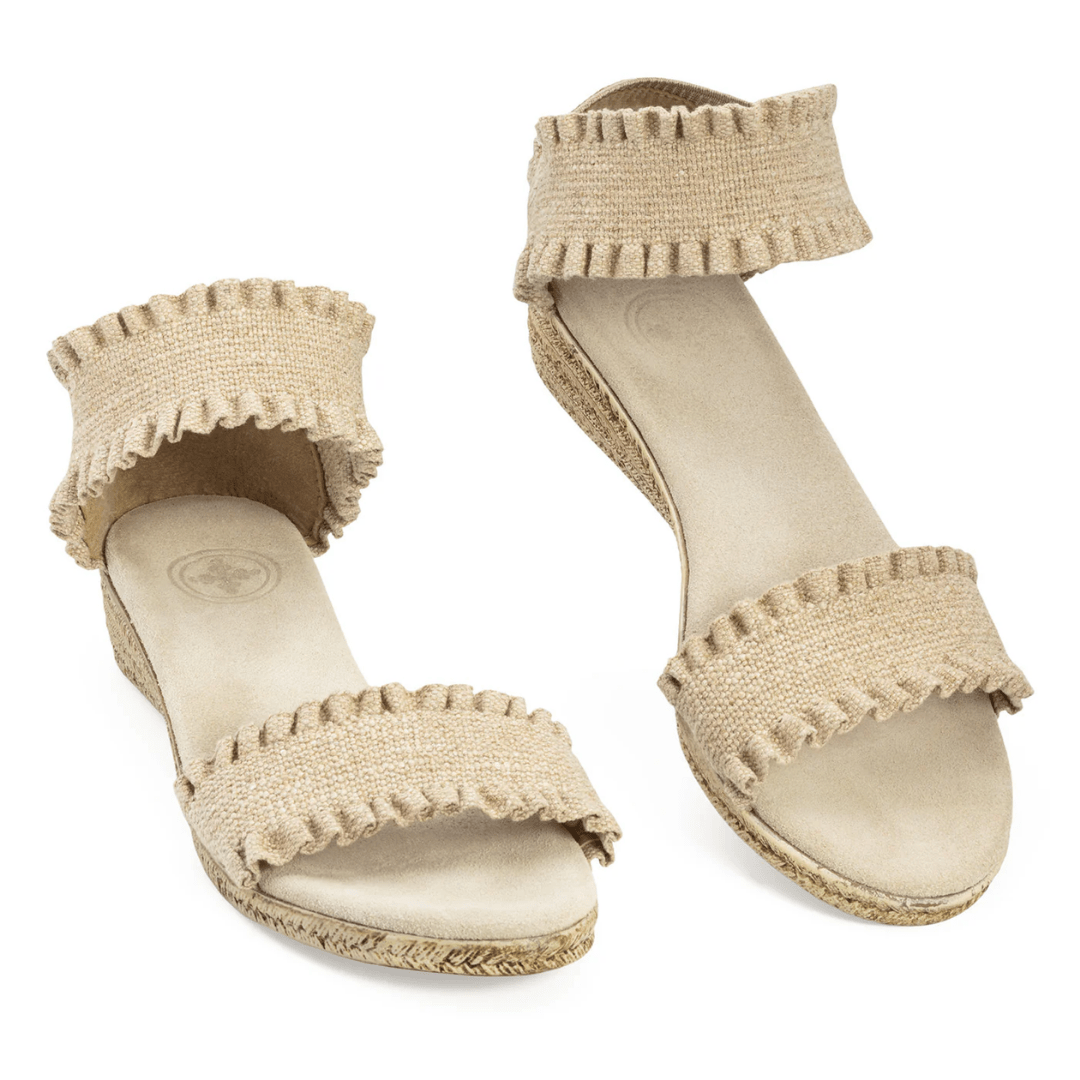 Charleston Janie Sandal - Linen Ruffle - Charleston Shoe Co.