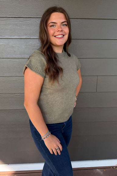 Elan Crew Neck Top In Light Olive - Elan