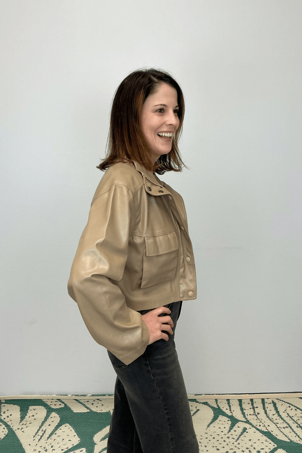Elan Cropped Leather Jacket - Macchiato - Elan