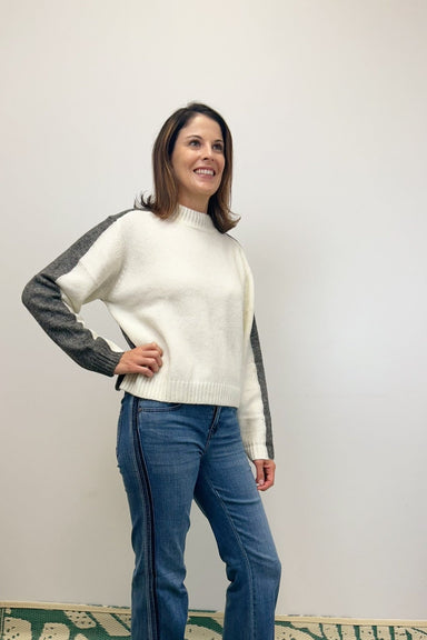 Elan Two - Toned Sweater - Grey/White - Elan