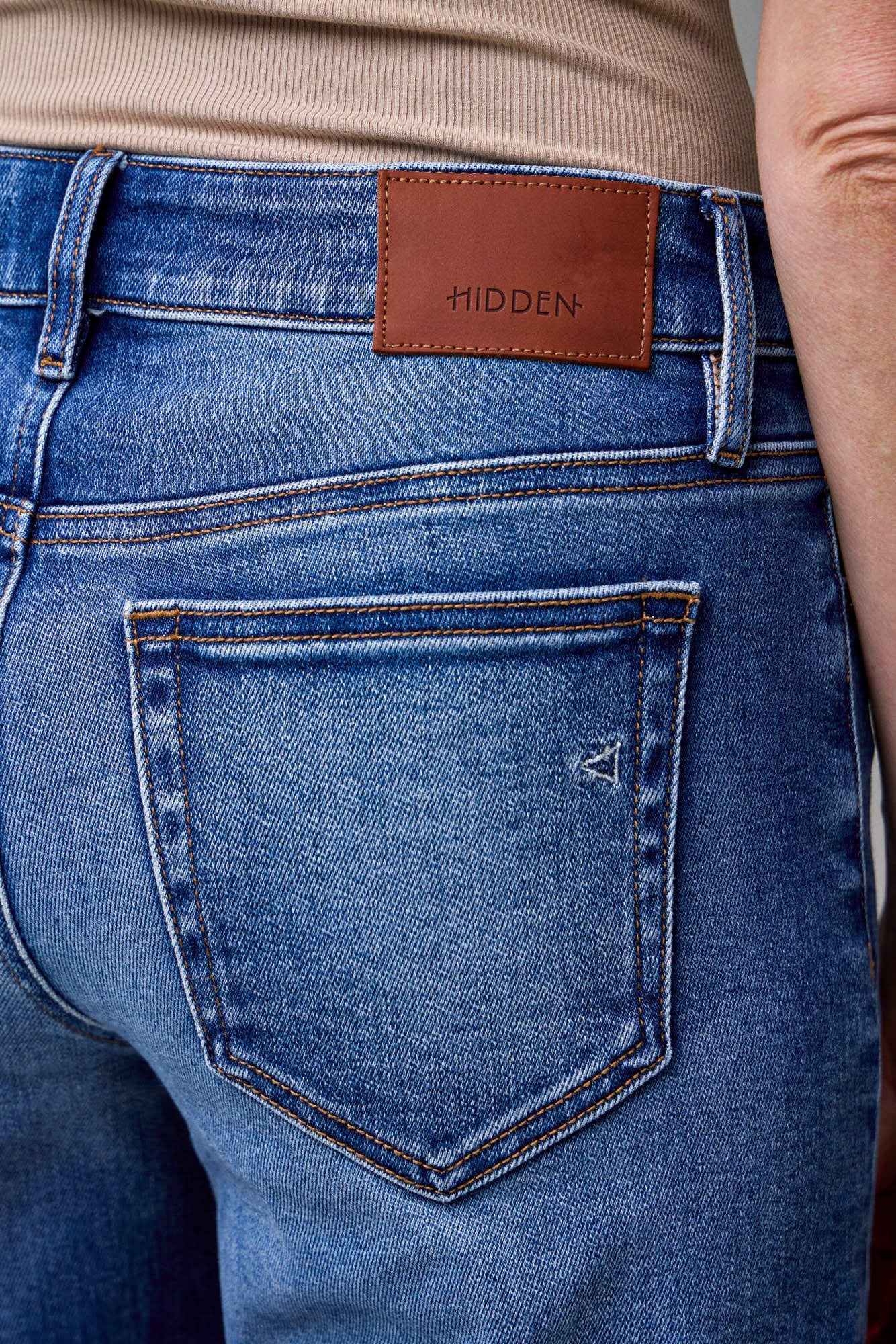 Hidden Low Rise Comfort Flare - Medium Dark - Hidden Jean