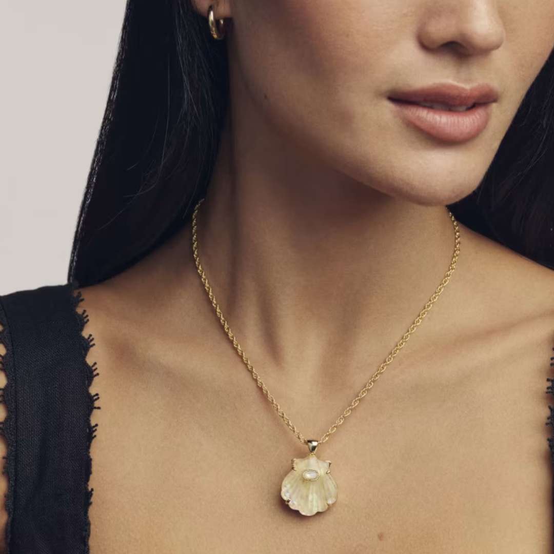 Kendra Scott Lucia Shell Gold Necklace - Kendra Scott