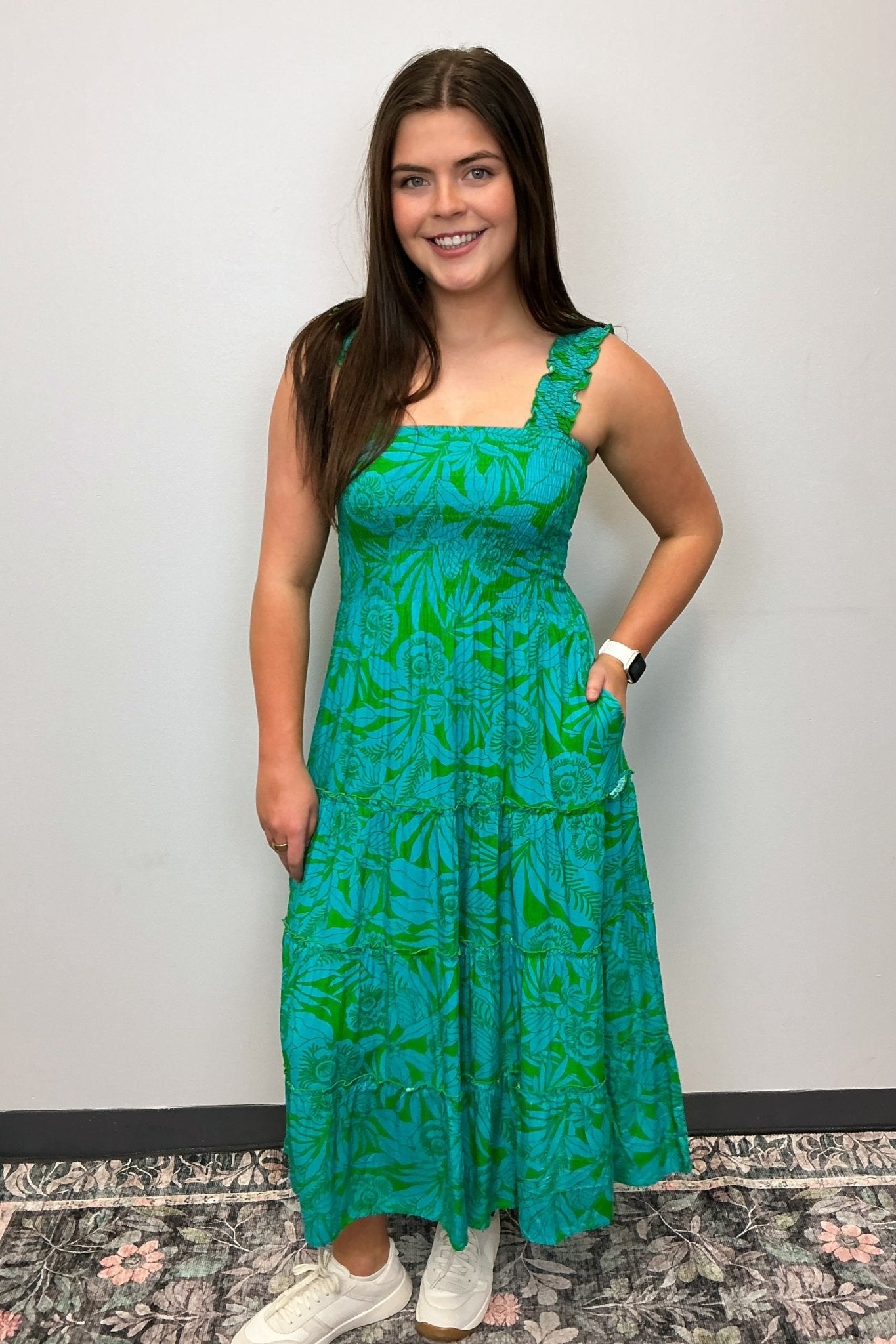 La Mer Luxe Lucy Midi Dress - Kelly Green Mykonos - La Mer Luxe