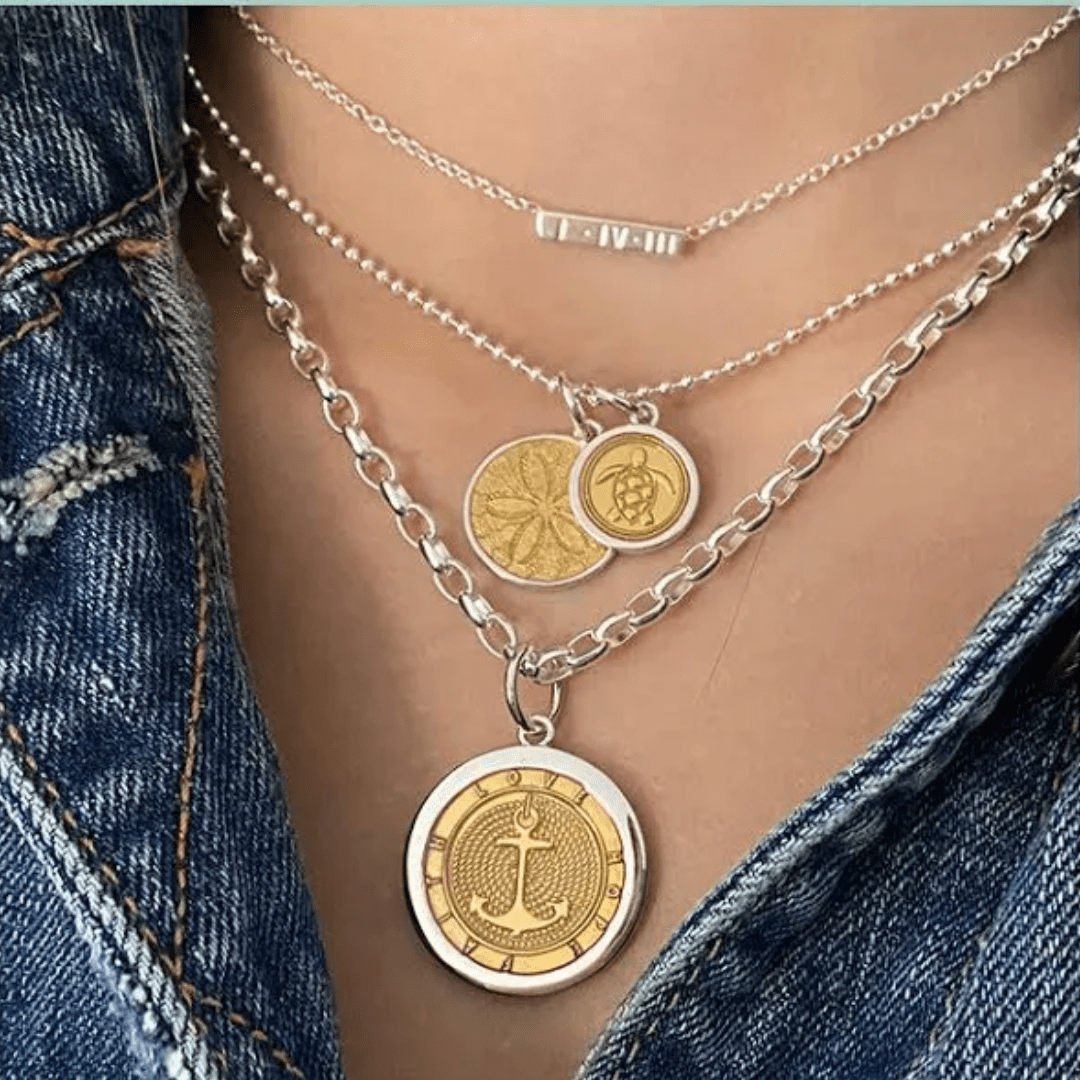 LOLA Sea Turtle Pendant - Light Blue - Mini - Lola