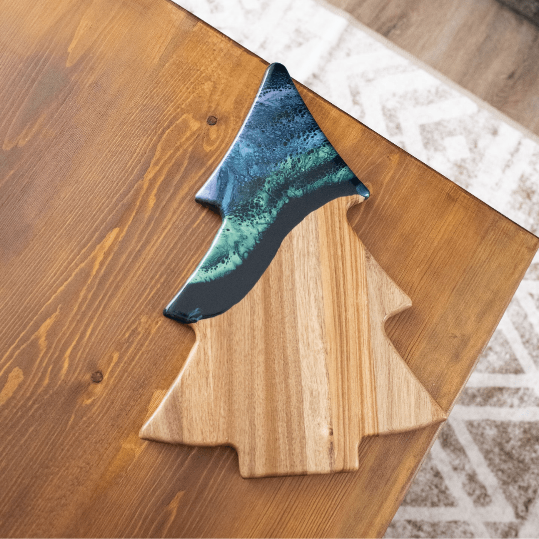 Lynn & Liana Christmas Tree Charcuterie Board - Lynn & Liana