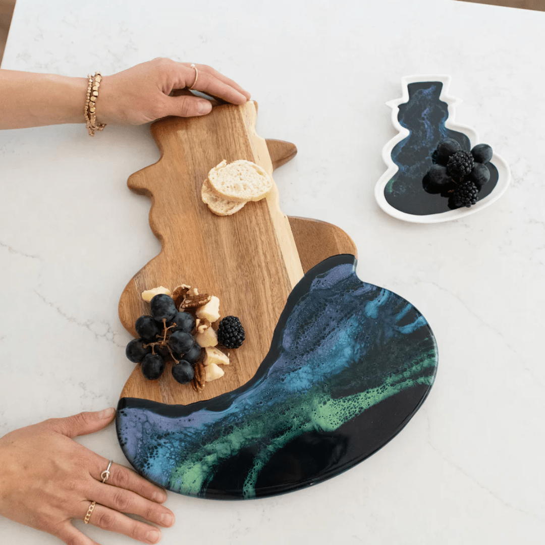 Lynn & Liana Snowman Charcuterie Board - Lynn & Liana