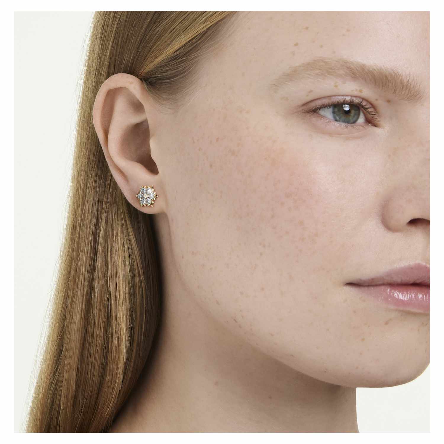Swarovski Magic Snowflake Stud Earrings - Gold - Swarovski