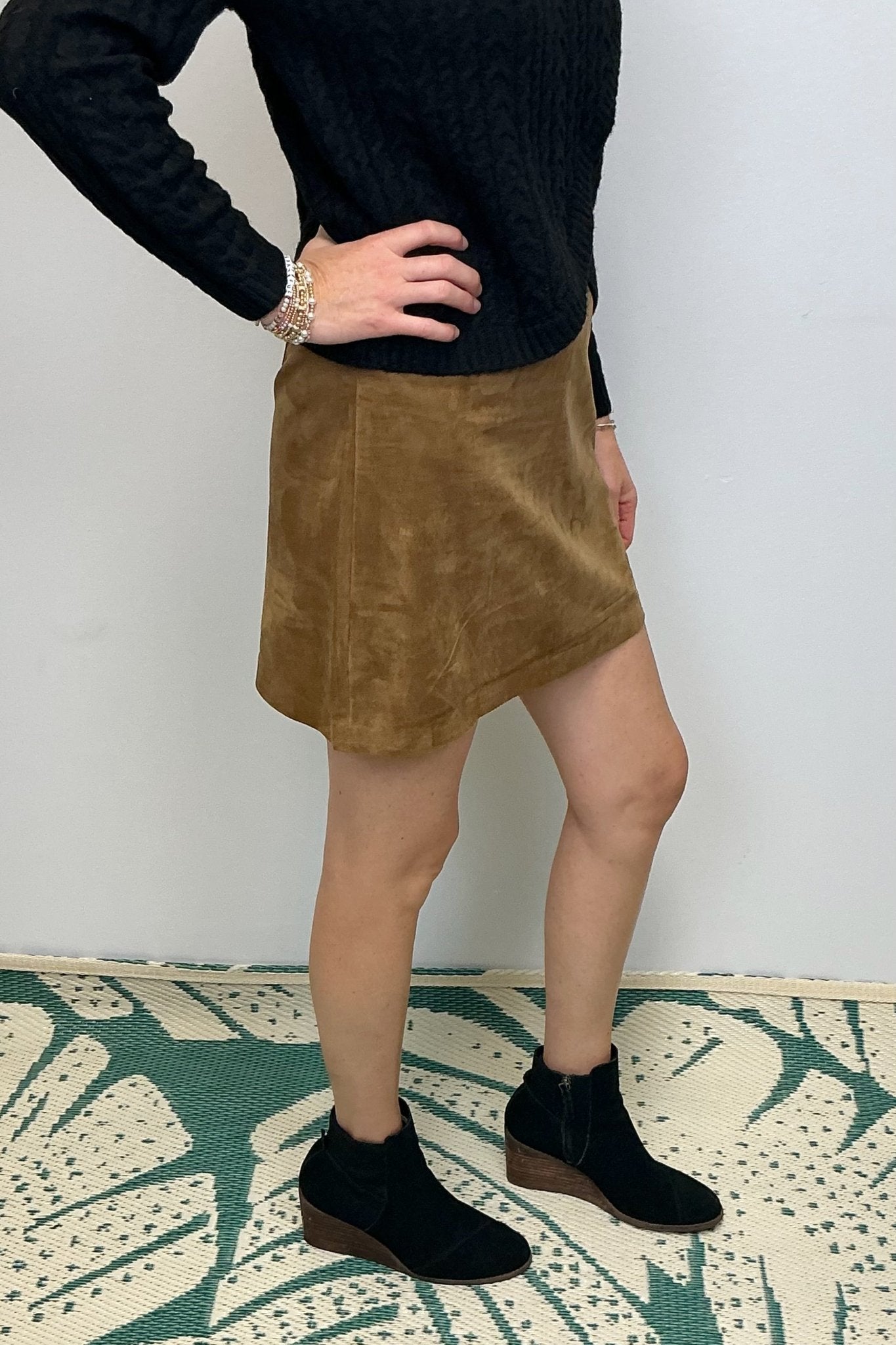 Z Supply Ciera Suede Mini Skirt - Coconut - Z Supply