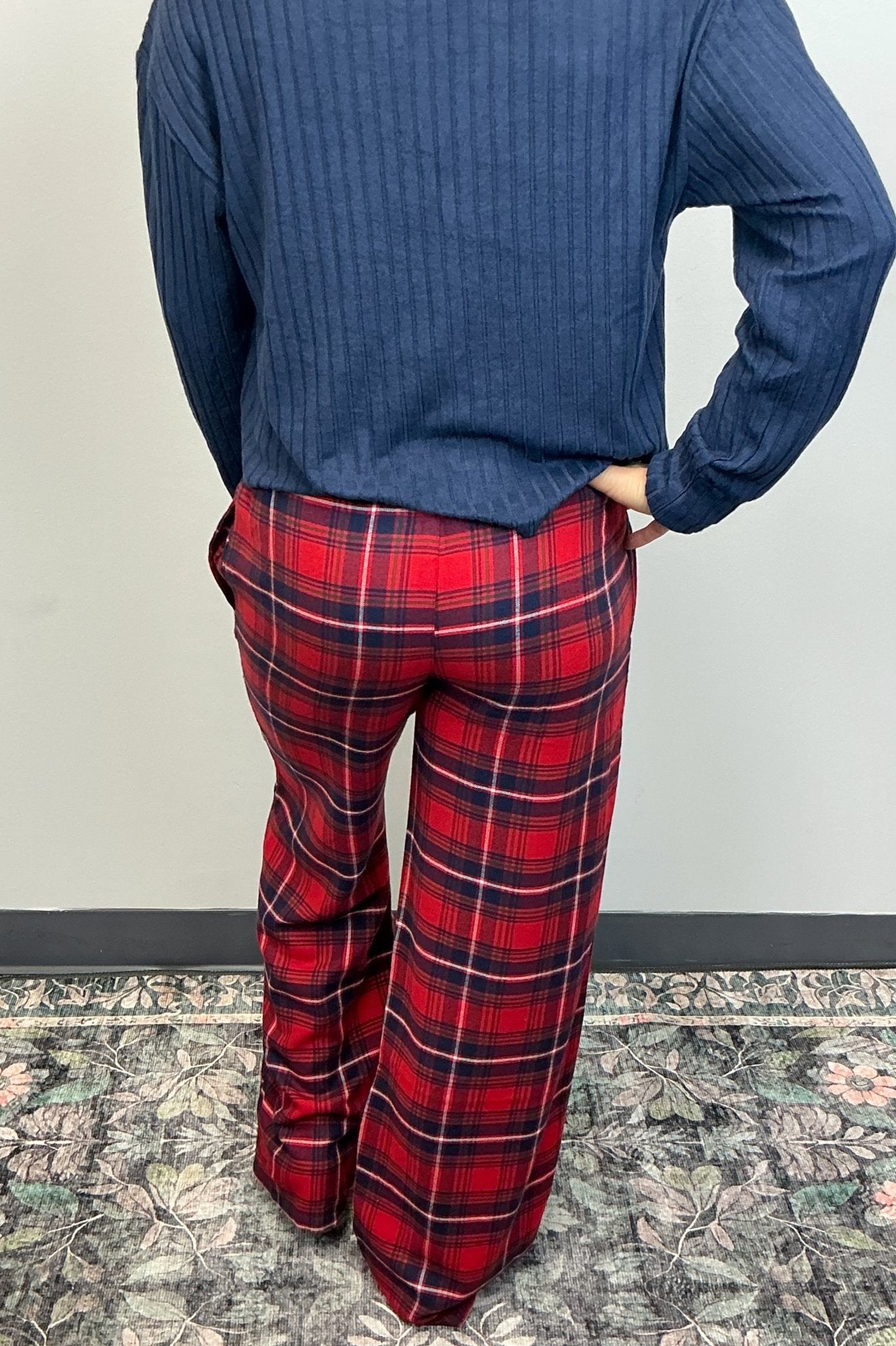 Z Supply Hangout Plaid Pant - Haute Red - Z Supply